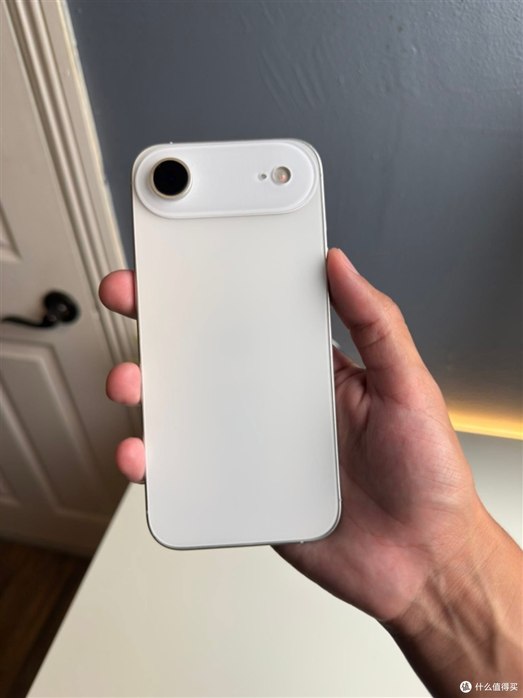 iPhone 17 Air 电池曝光:仅 2800mAh,确实寒酸,苹果凭啥这么玩
