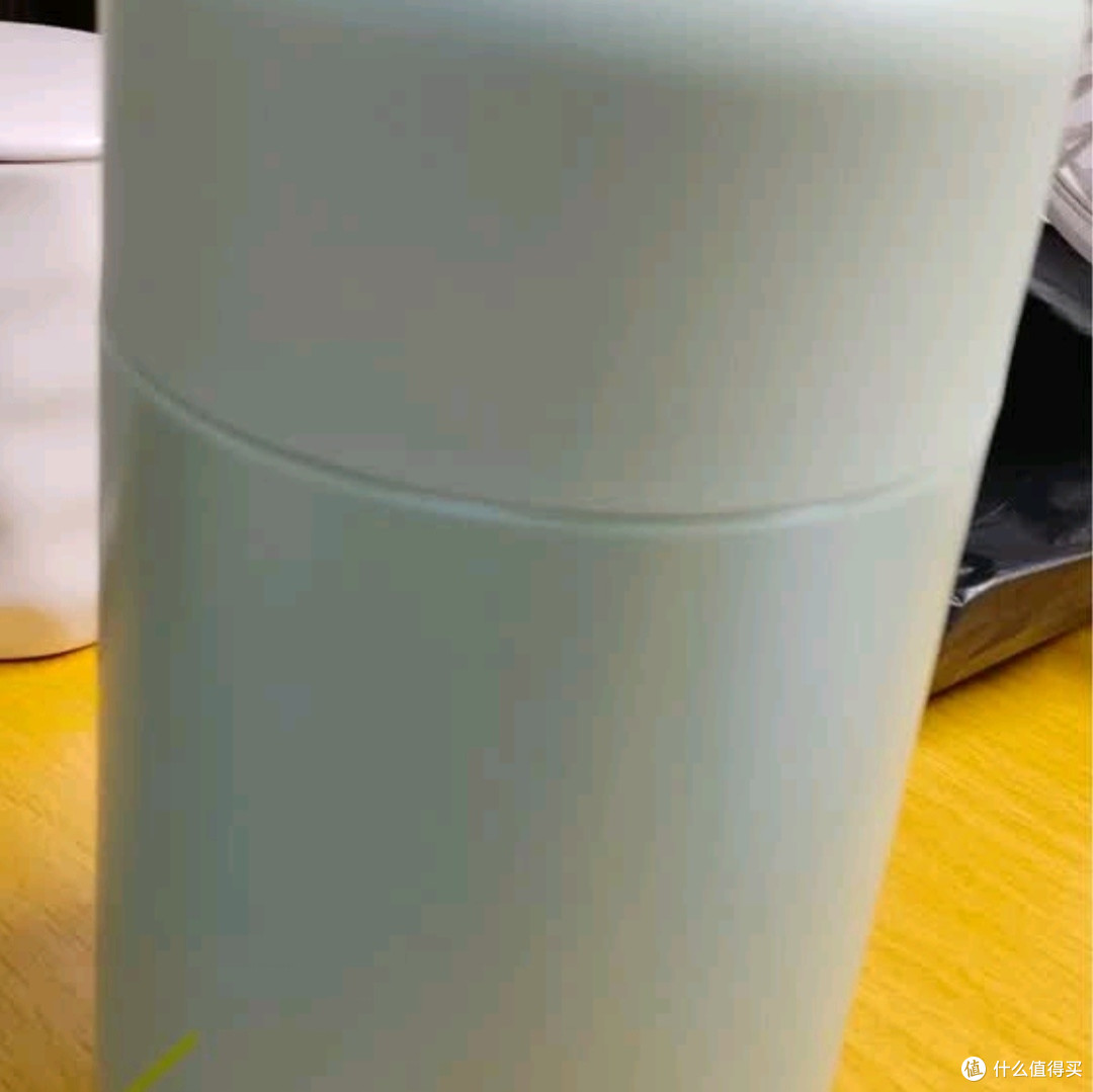 苏泊尔灰豆绿焖烧杯测评：都市通勤与健康饮食的双重守护者