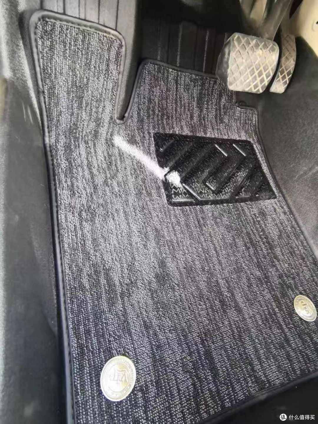 老车脚垫焕新,内饰升级