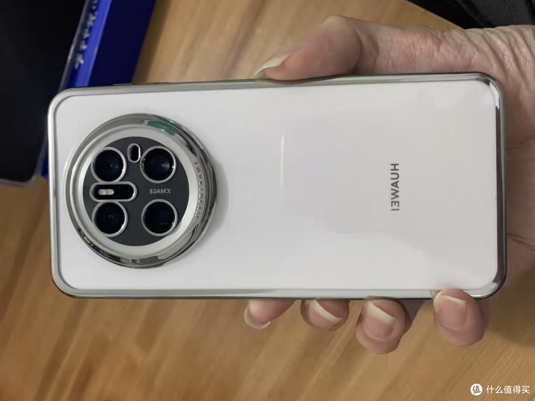 华为Mate70：全能旗舰，体验再升级


