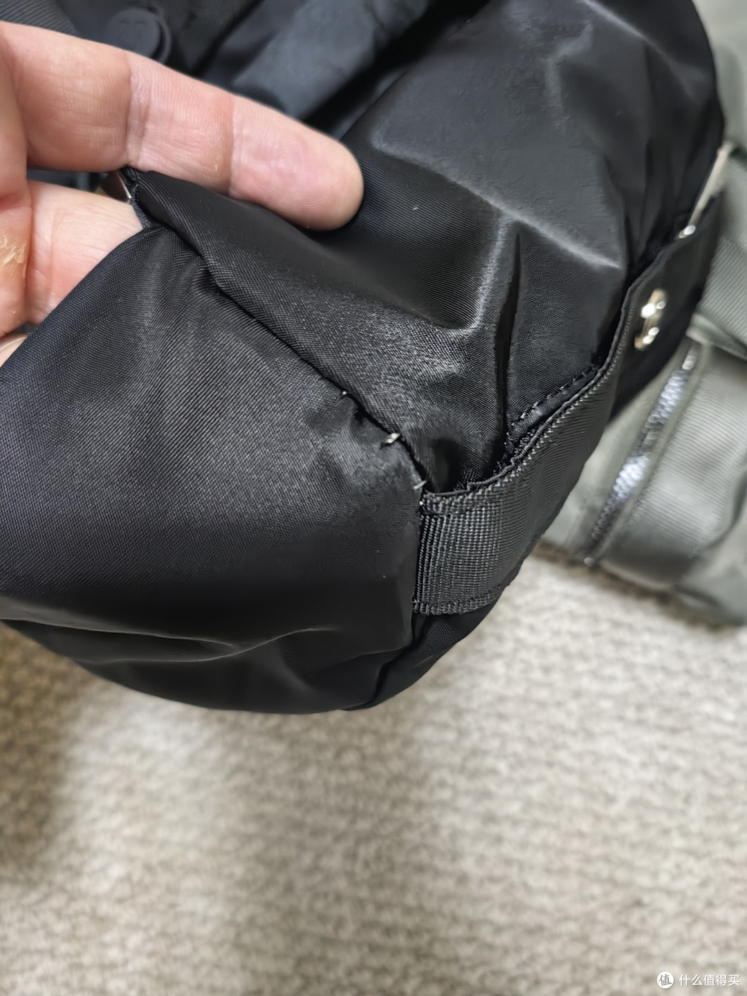 lululemon丨LU9AS8S丨Wunderlust 双肩包【真伪细节对比】