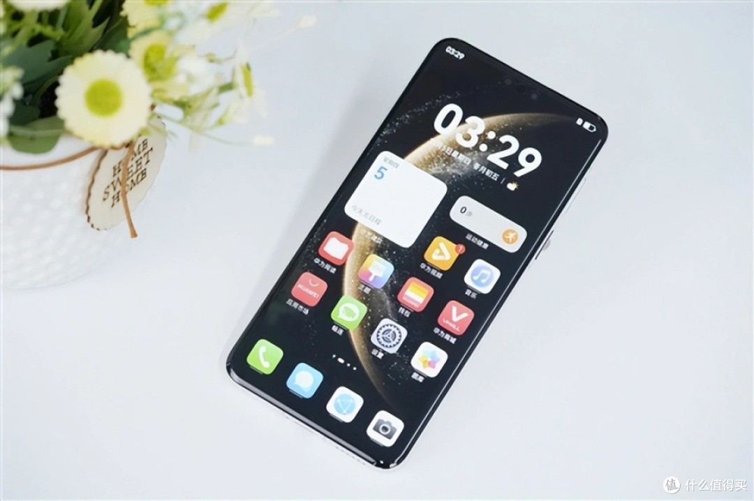 华为开始亮剑!Mate70Pro降至“新低价”,麒麟9020+5500mAh+IP68