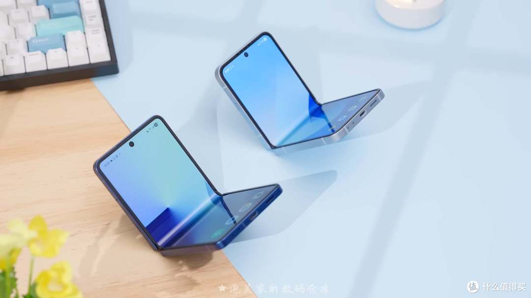 12+256卖7999 三星Z Flip7深度体验 对比Flip6提升多少?值得买吗