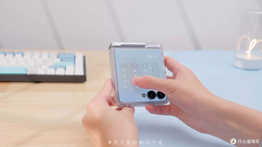 12+256卖7999 三星Z Flip7深度体验 对比Flip6提升多少?值得买吗