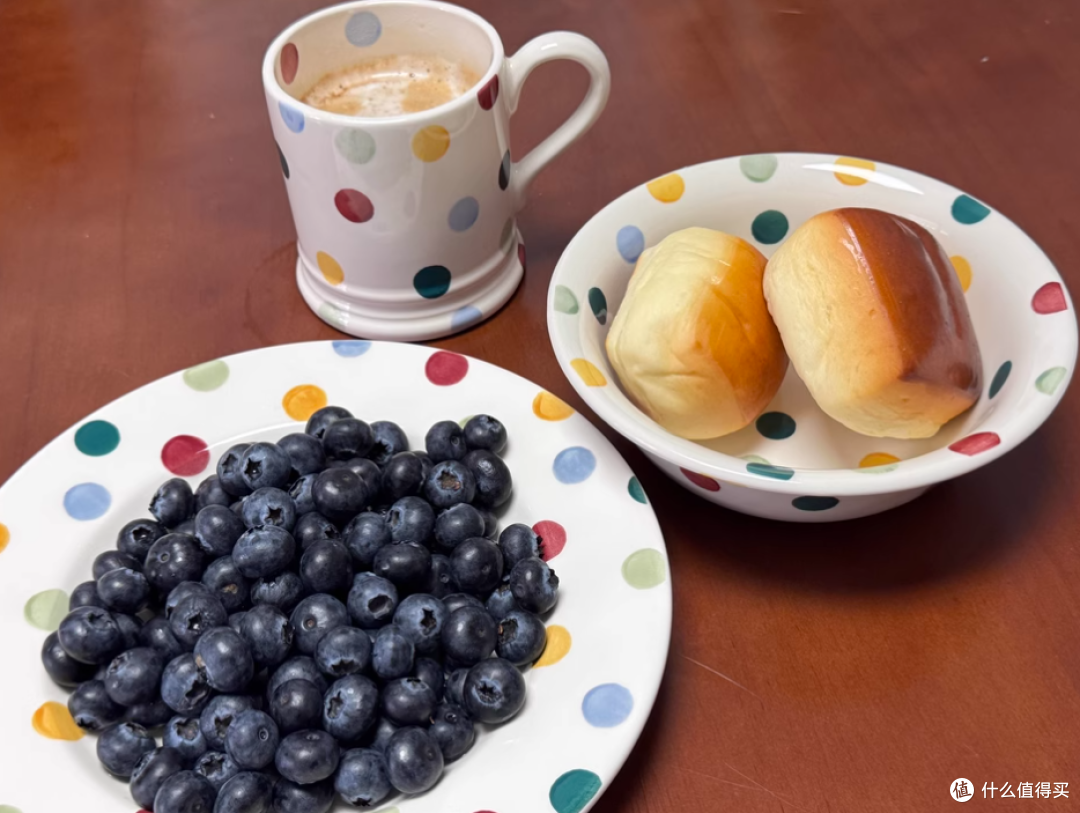 EMMA BRIDGEWATER波点餐具:餐桌上的艺术盛宴