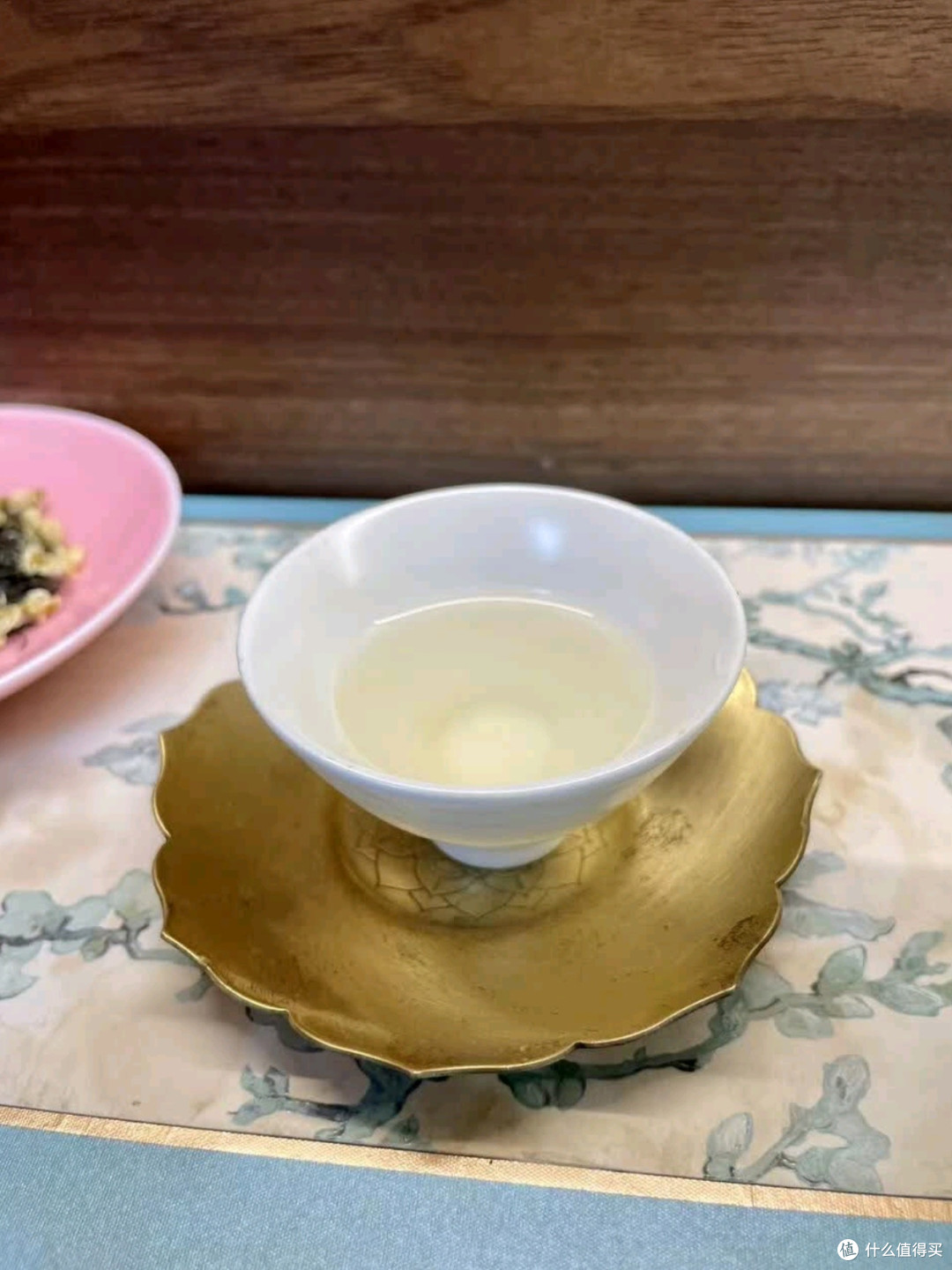寻西湖2025特级茉莉飘雪七窨一提测评：100g罐装里的江南春韵