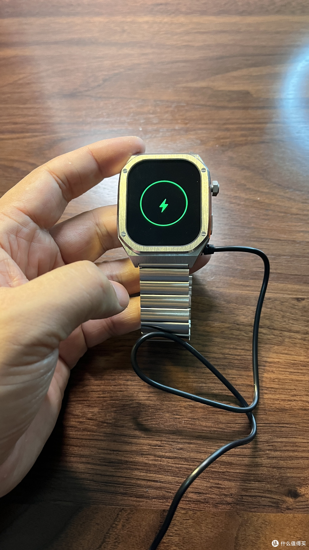 不买贵的,只买对的。BLINBLIN HD40金属风智能手表