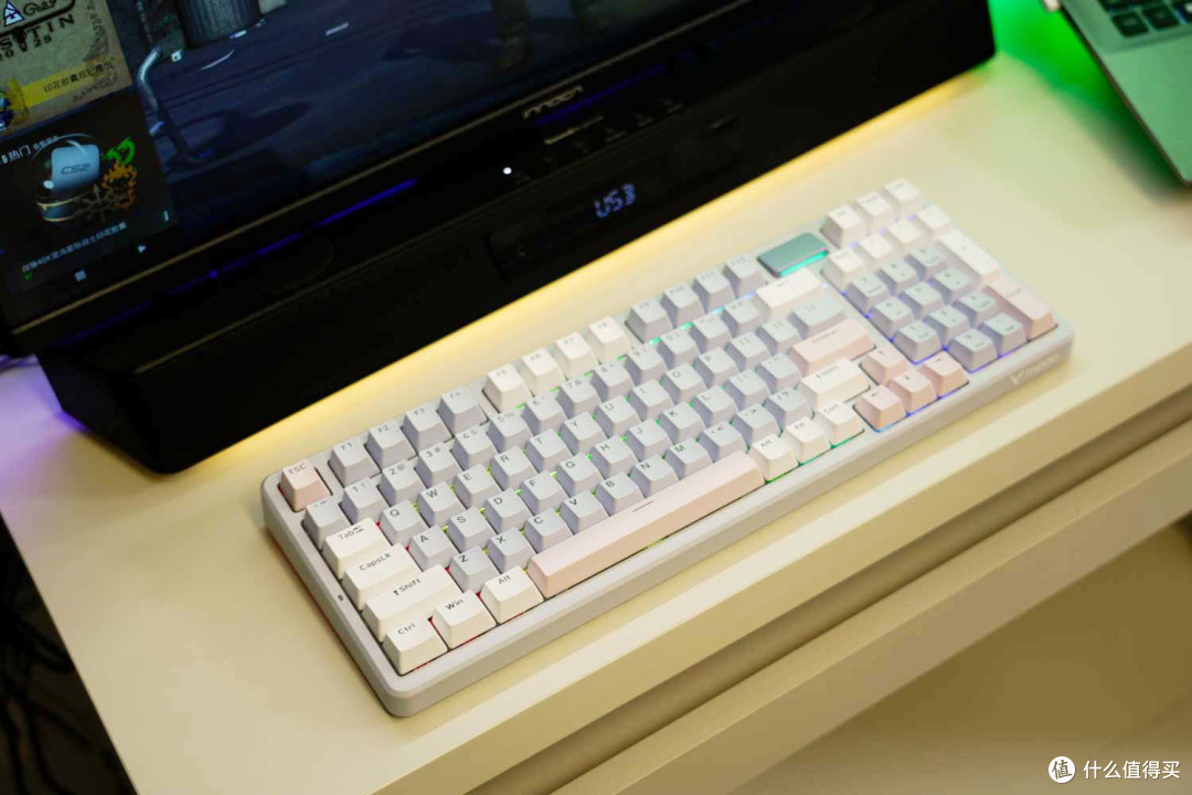粉嫩少女心爆棚!雷柏V700DIY-98键键盘评测:可爱与生产力并存