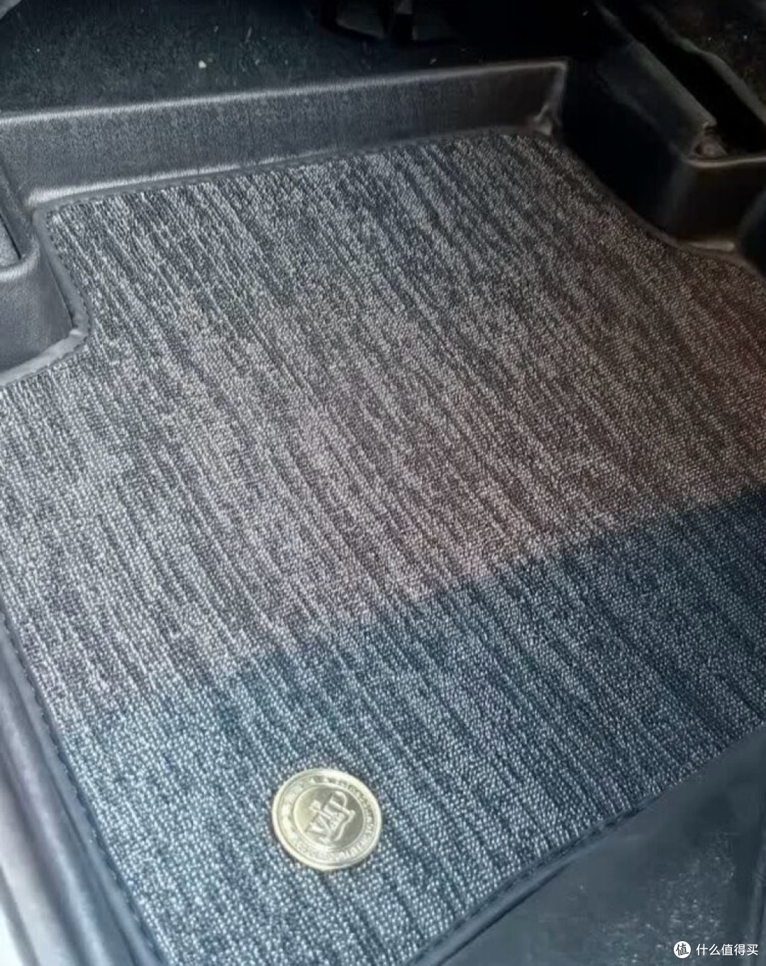 老宝来地板改造：安全与整洁兼得
