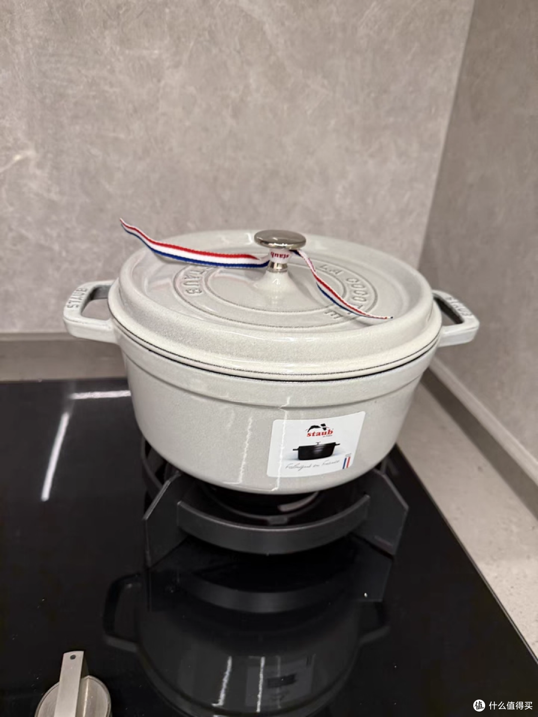 staub 松露白珐琅锅：炖煮都出色，还好洗​