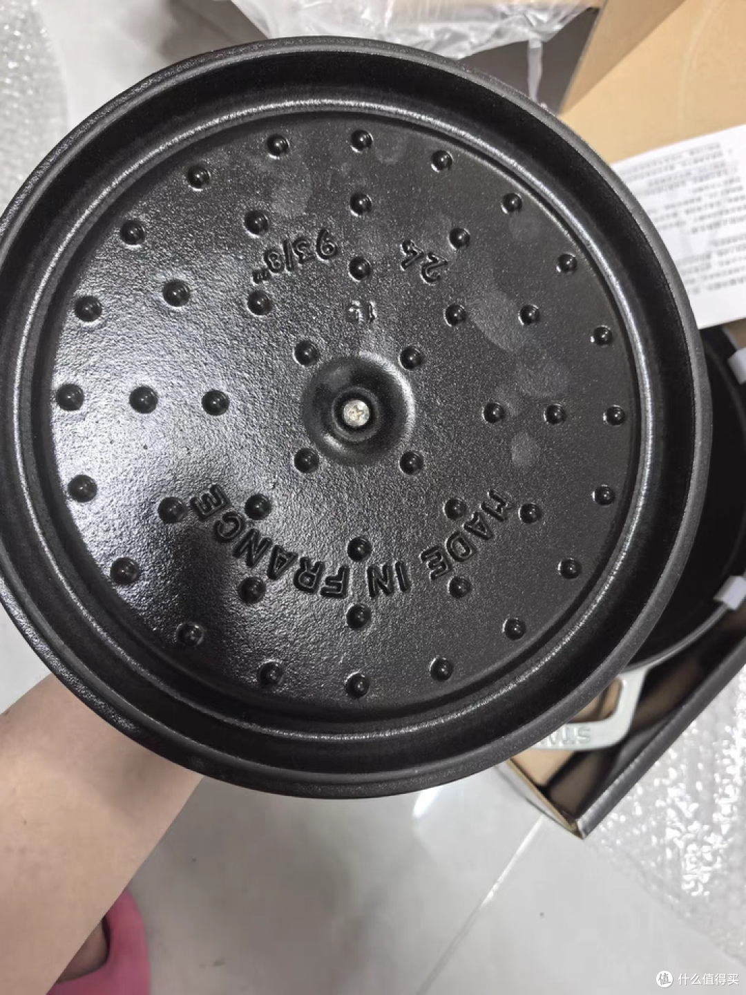 staub 松露白珐琅锅：炖煮都出色，还好洗​