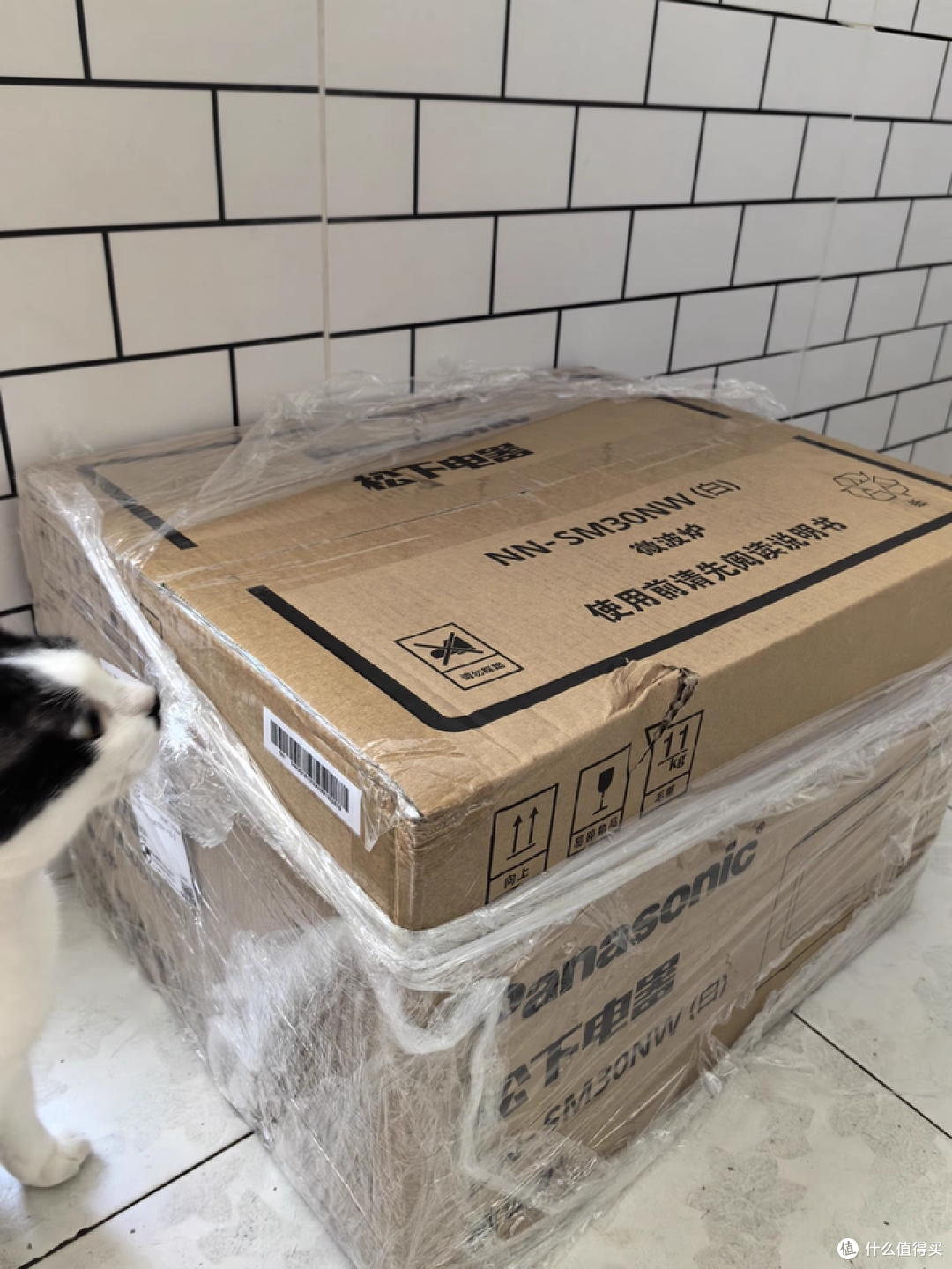 松下小白微波炉:旋钮操作超简单,加热快还不占地
