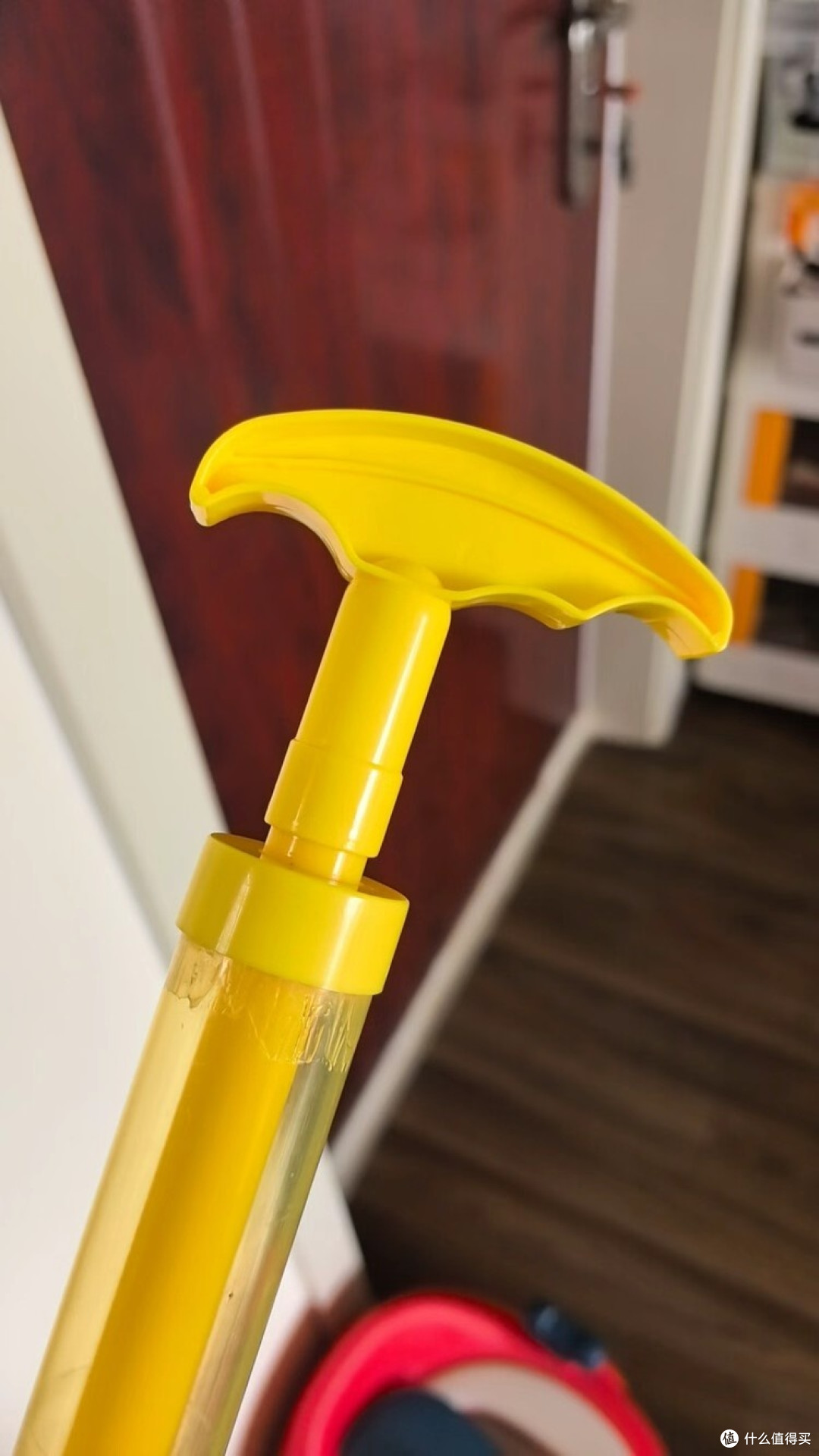 夏日清凉神器:抽拉式散射水枪