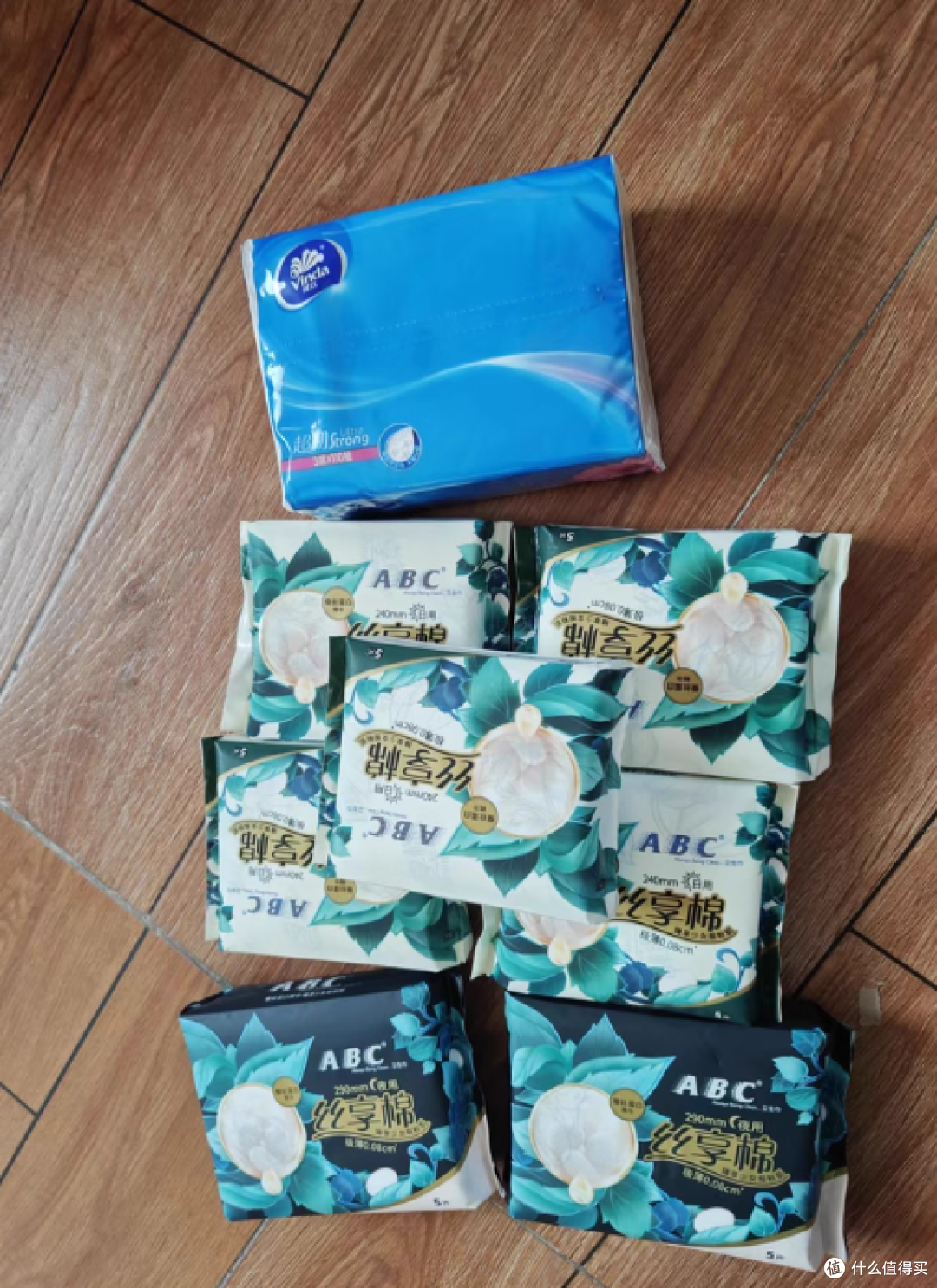 ABC丝享棉敏感肌日夜用姨妈巾：蚕丝蛋白精华，呵护你的特殊时光