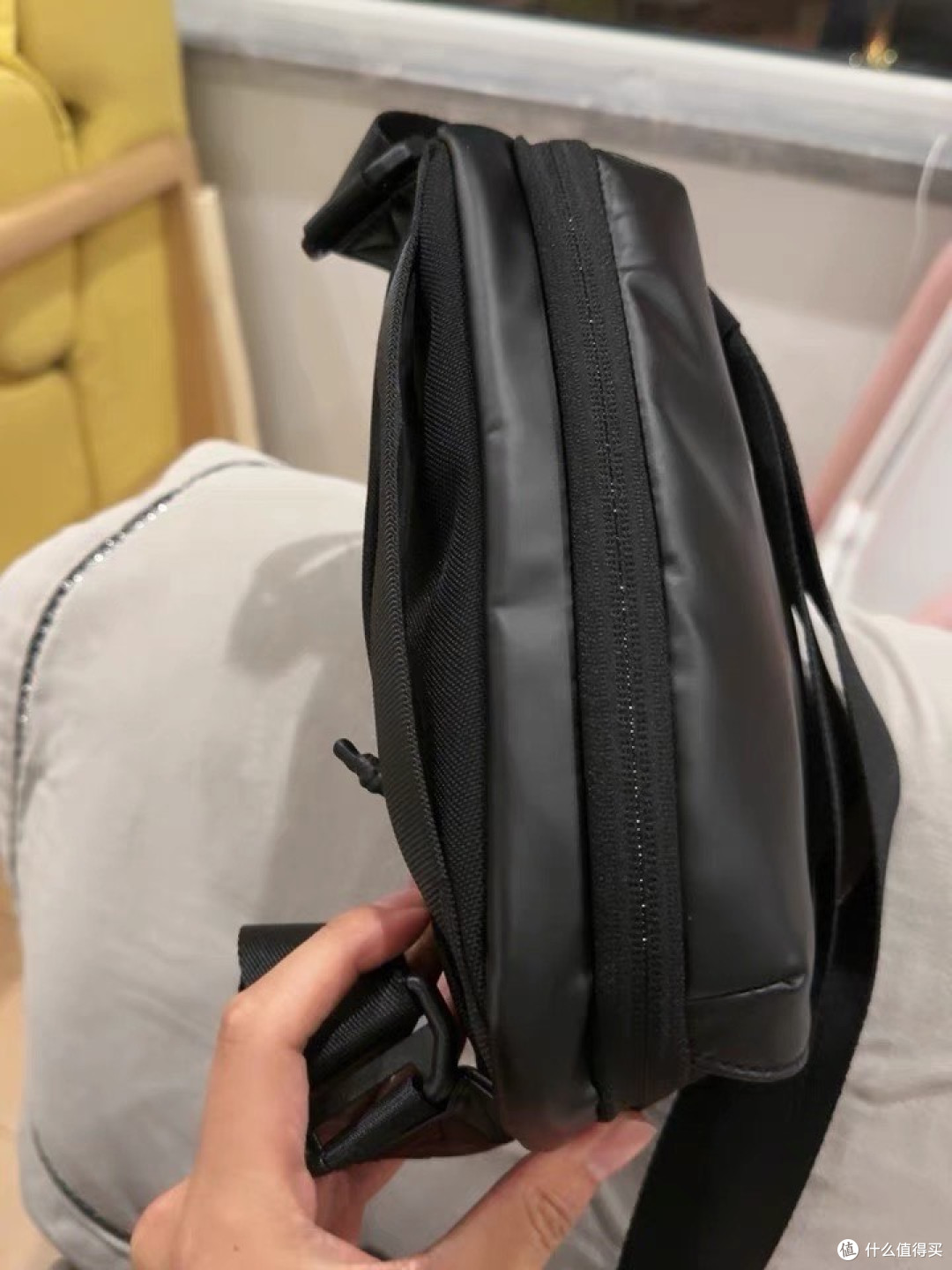轻装上阵的都市利器：TAJEZZO探迹者P6S斜挎包