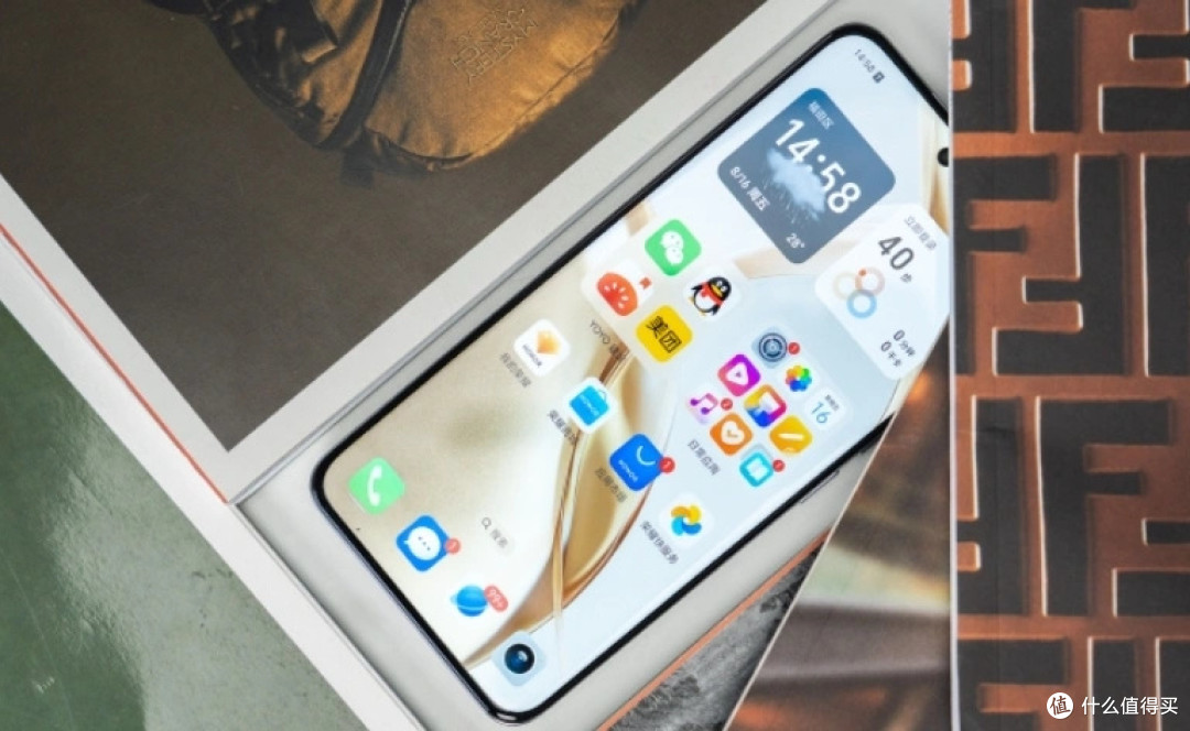 荣耀终于妥协,从2699元跌至1459元,OLED四曲屏+5200mAh+256GB