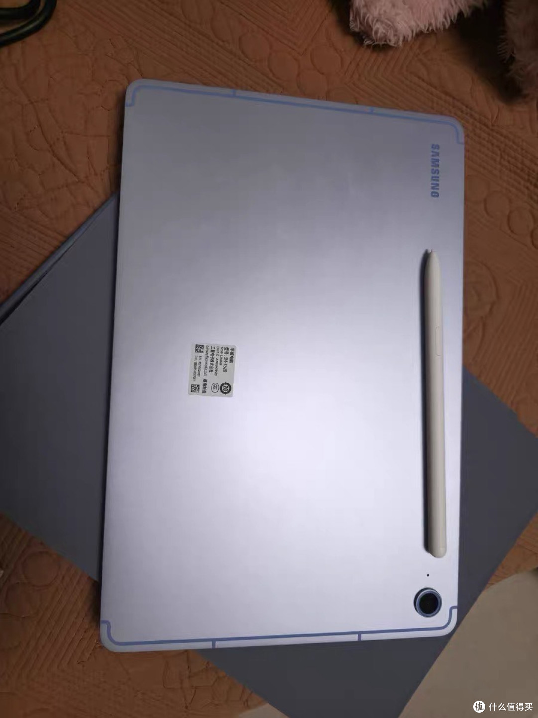 三星Tab S10 FE轻薄便携,性能出色