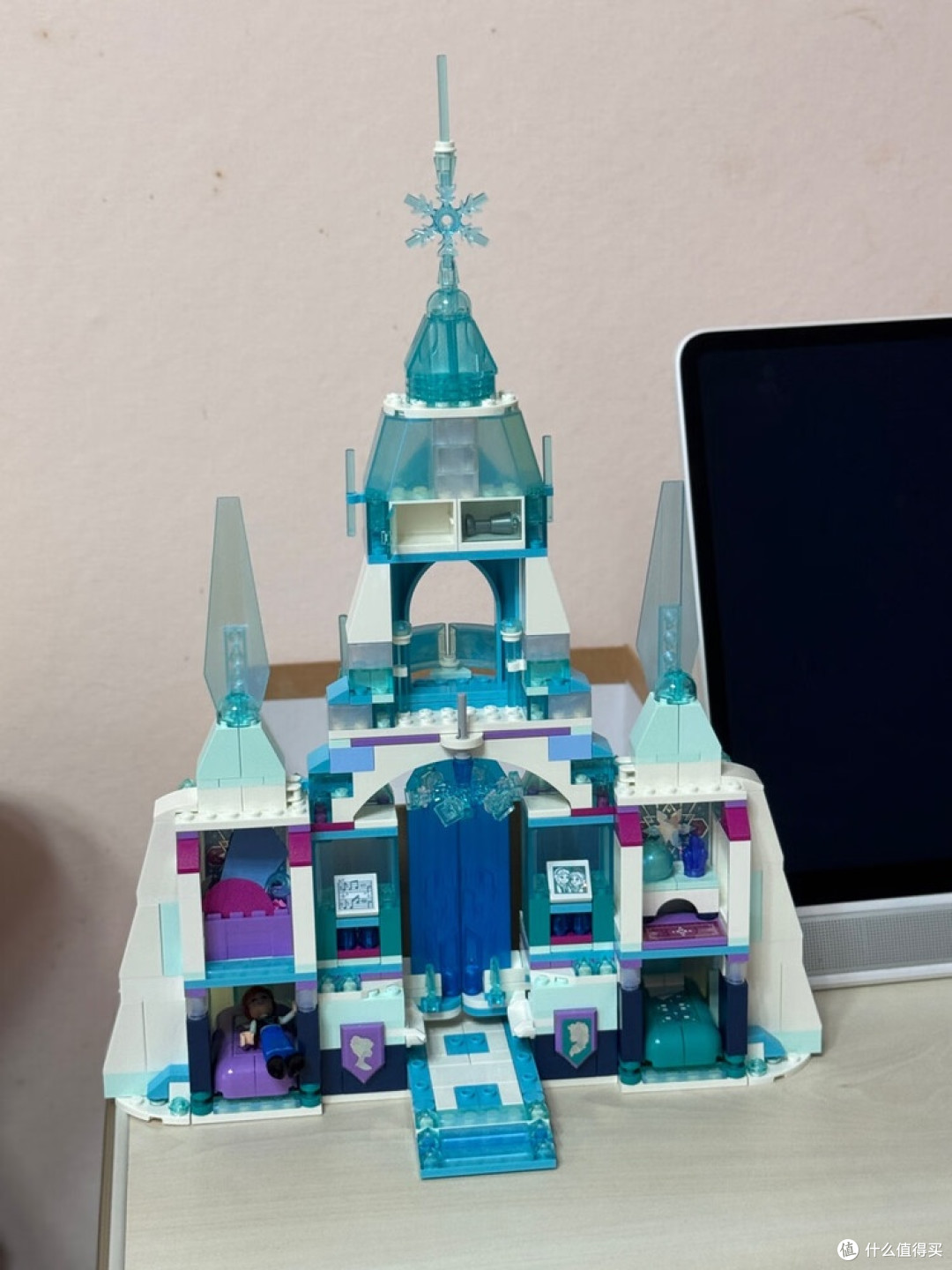 乐高冰雪奇缘：构建童话世界