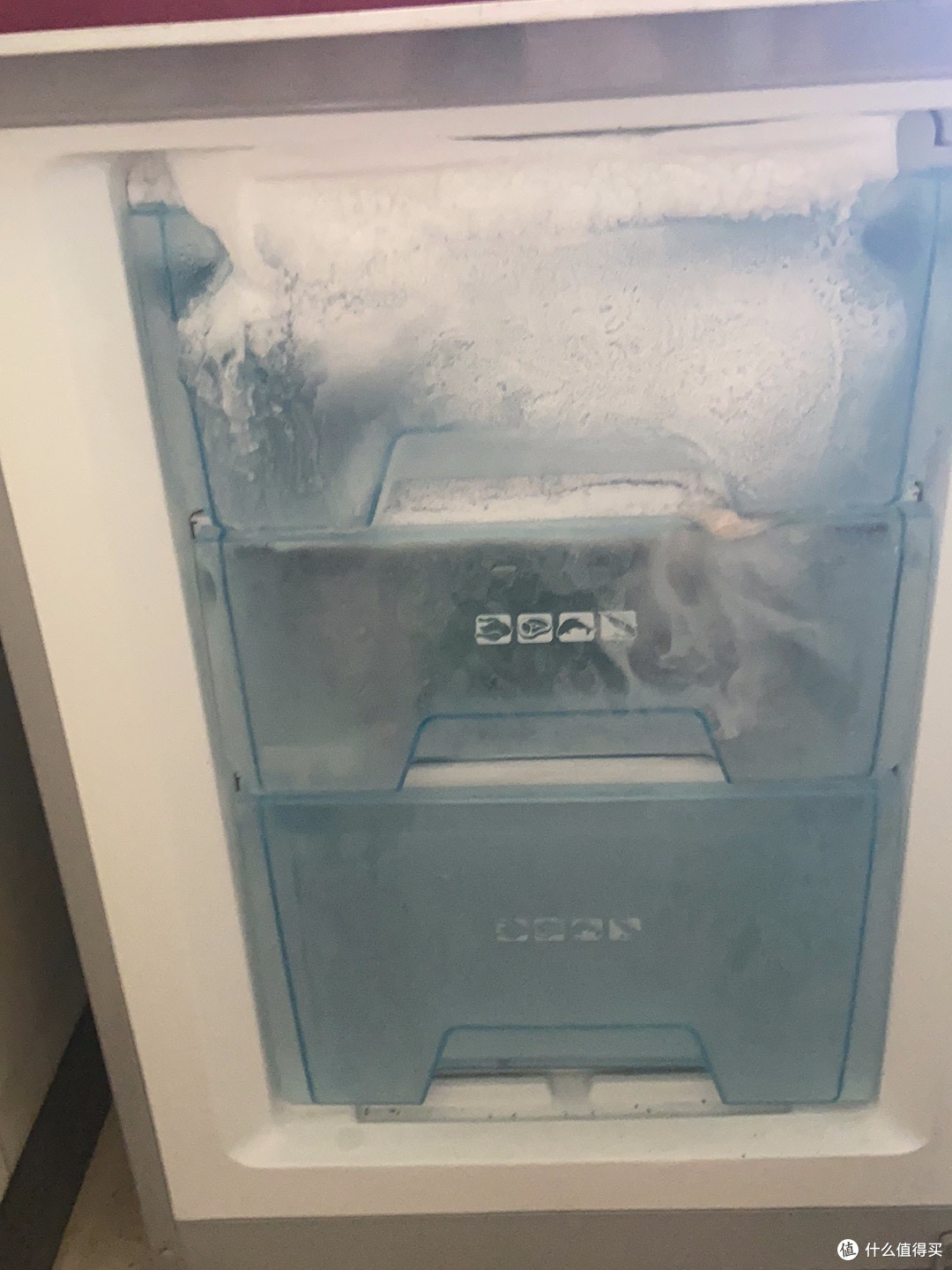 密封条有问题导致冷冻区结冰