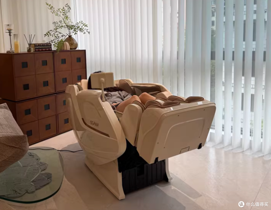 3K听个响？7款按摩椅拆机真相：3K-1W是塑料机芯到精钢骨架的差距