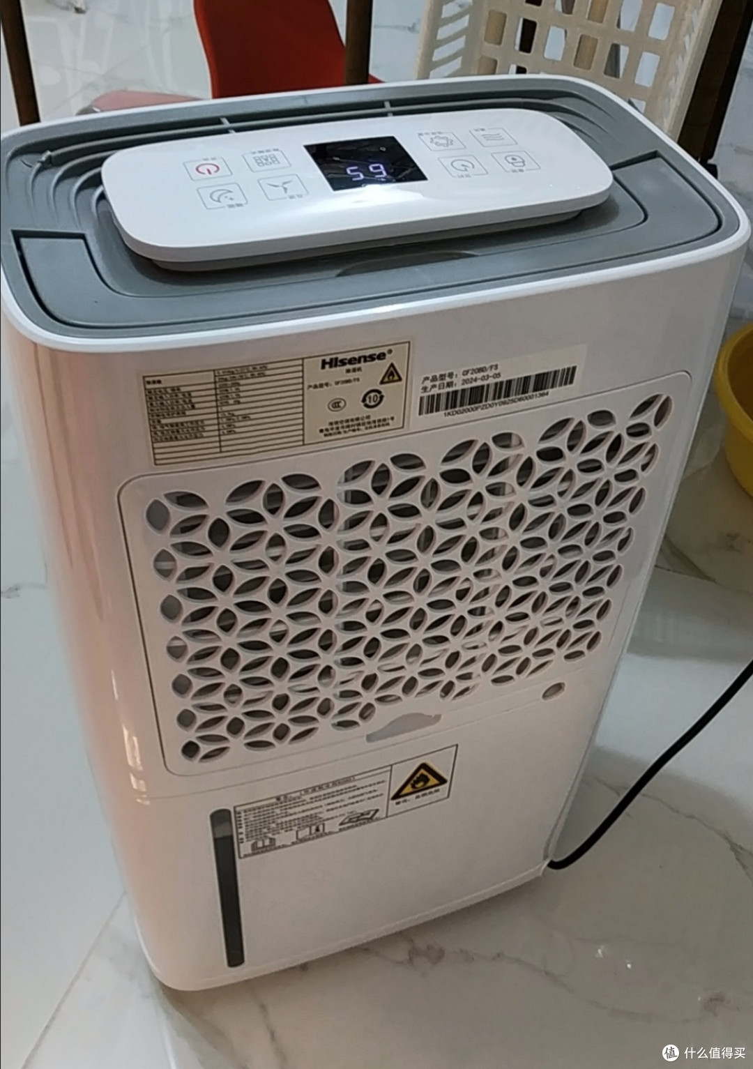 海信12L/天除湿机使用体验:回南天与地下室的“干燥救星”