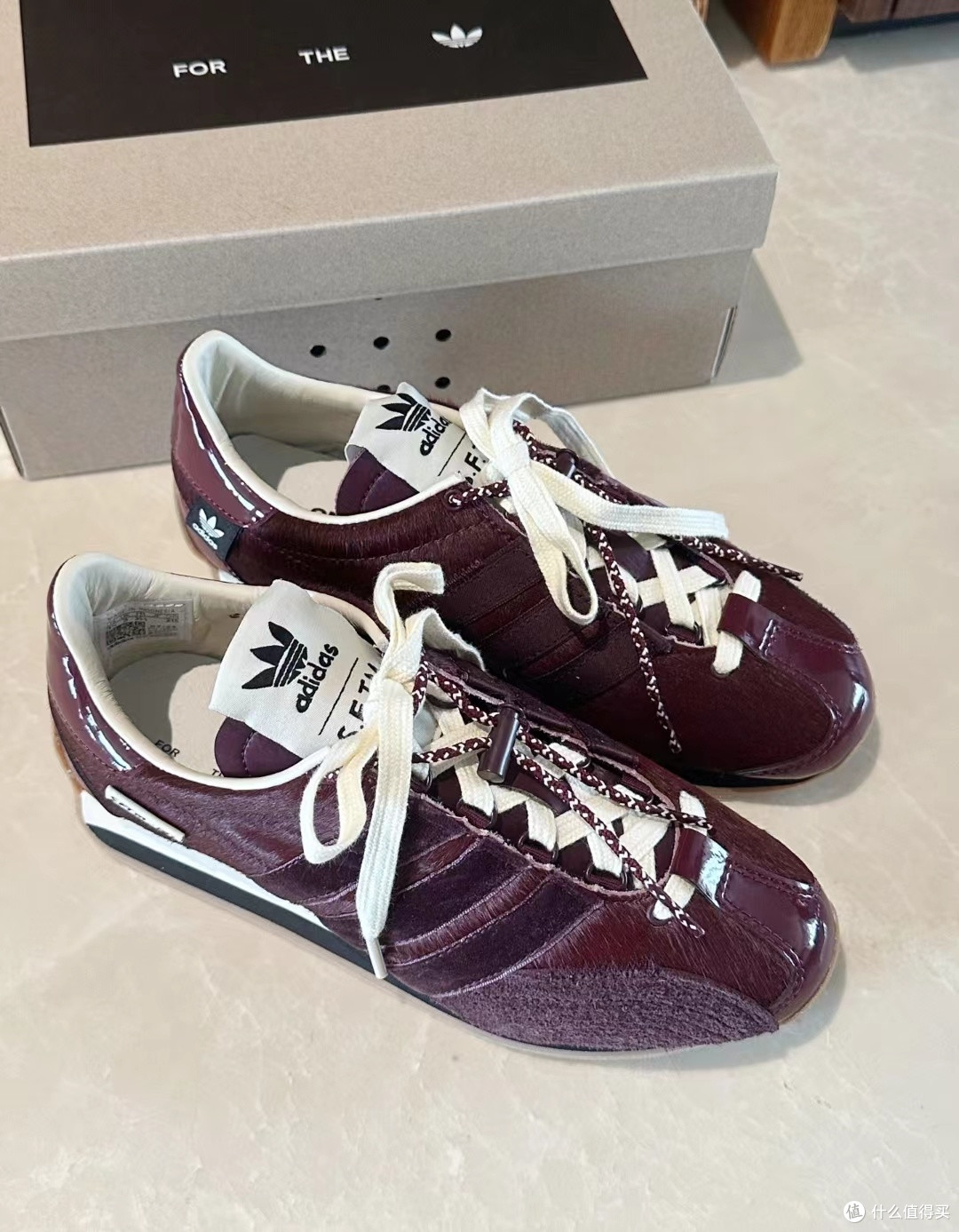 SFTM X adidas COUNTRY OG马毛德训鞋JH9011:复古与前卫的邂逅