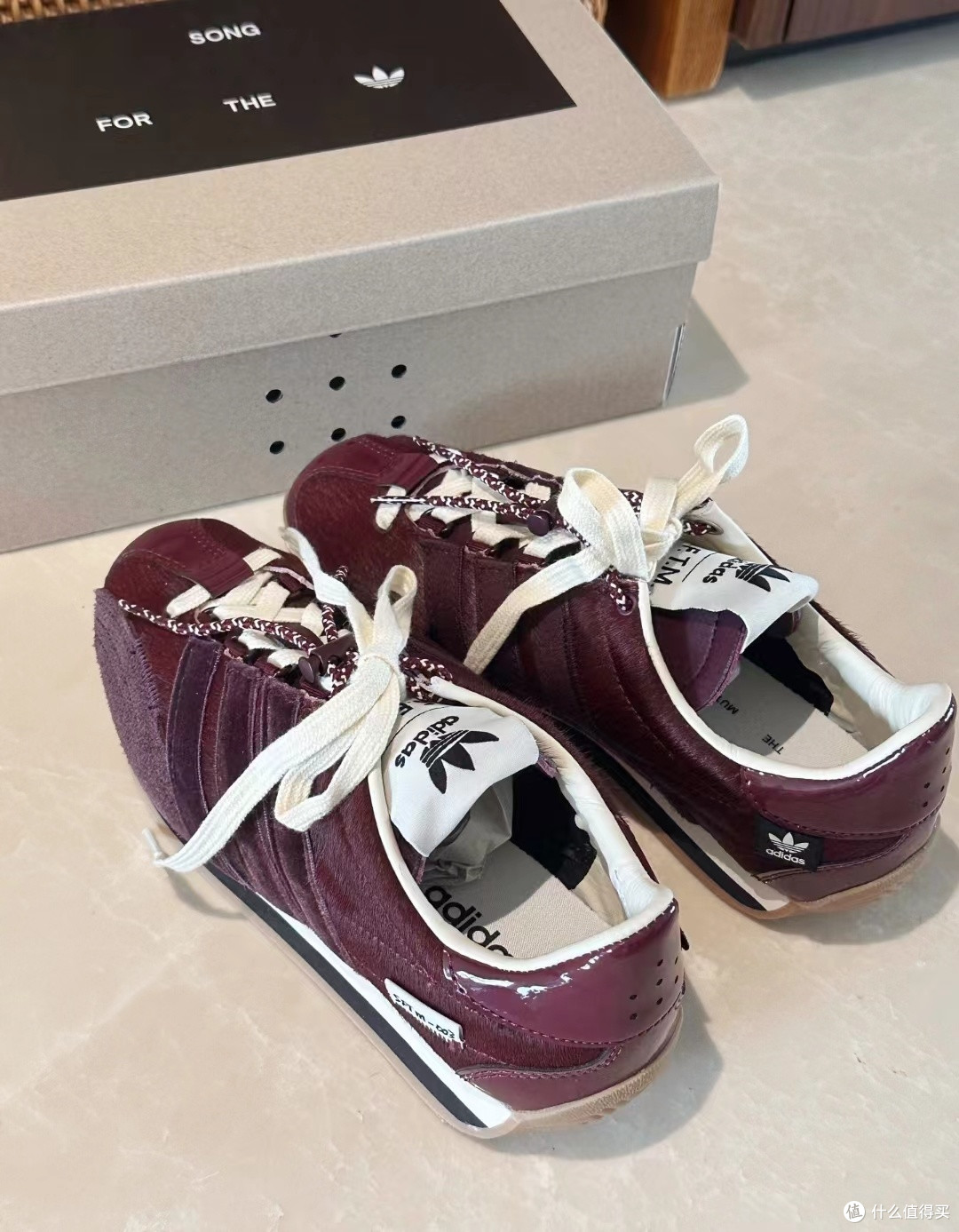 SFTM X adidas COUNTRY OG马毛德训鞋JH9011:复古与前卫的邂逅