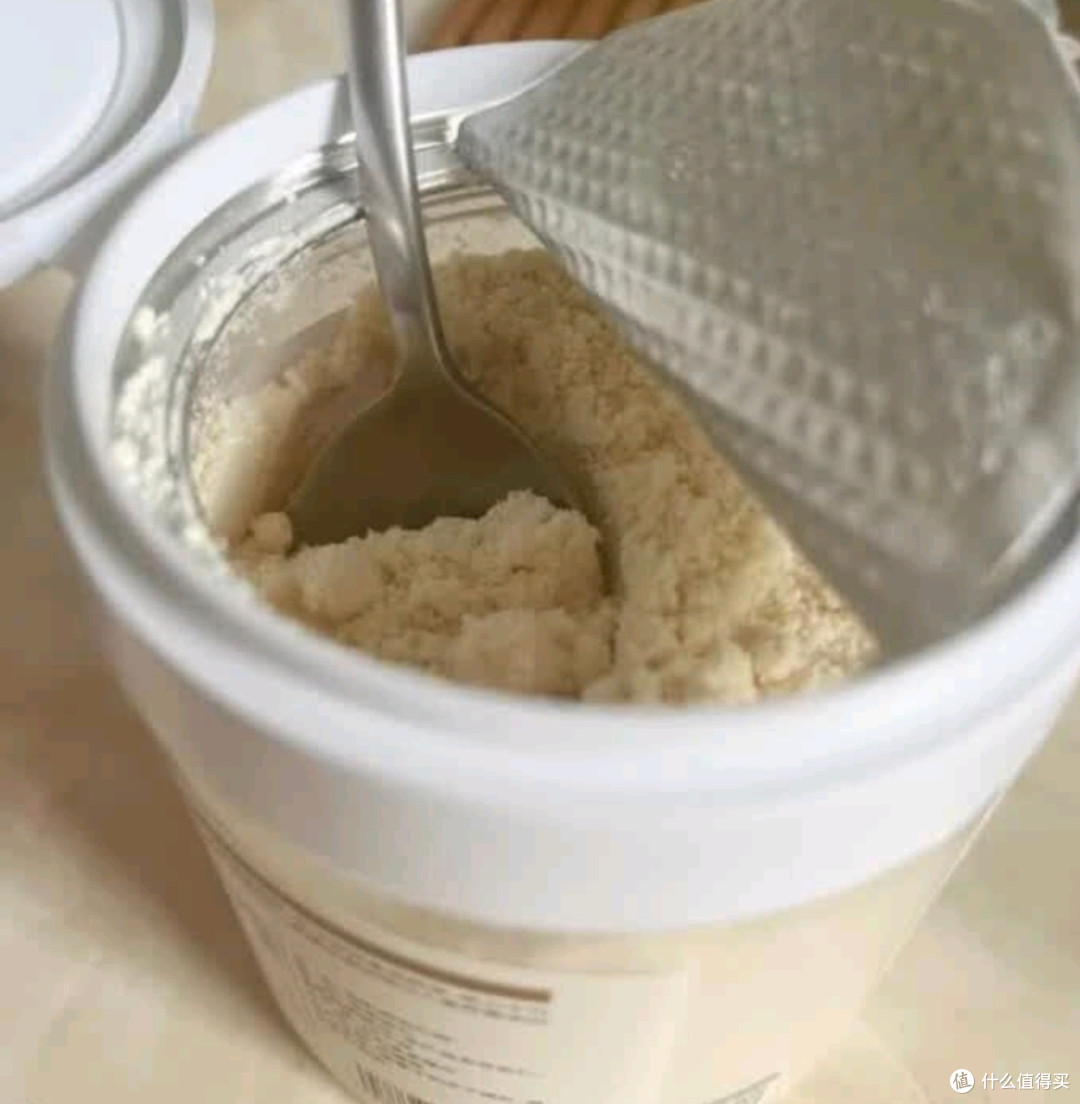 一罐杏仁封存的琥珀时光