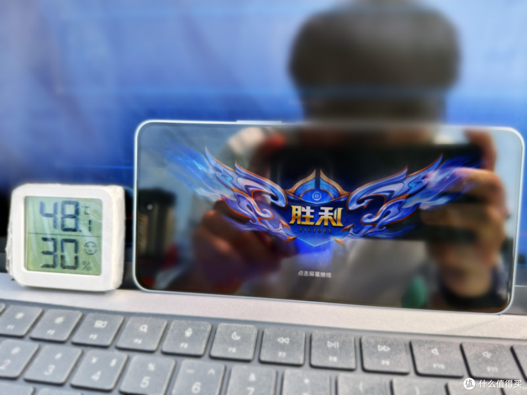 OPPO K13 Turbo Pro:自带风扇吹上天?扛得住40℃火炉城市拷打?