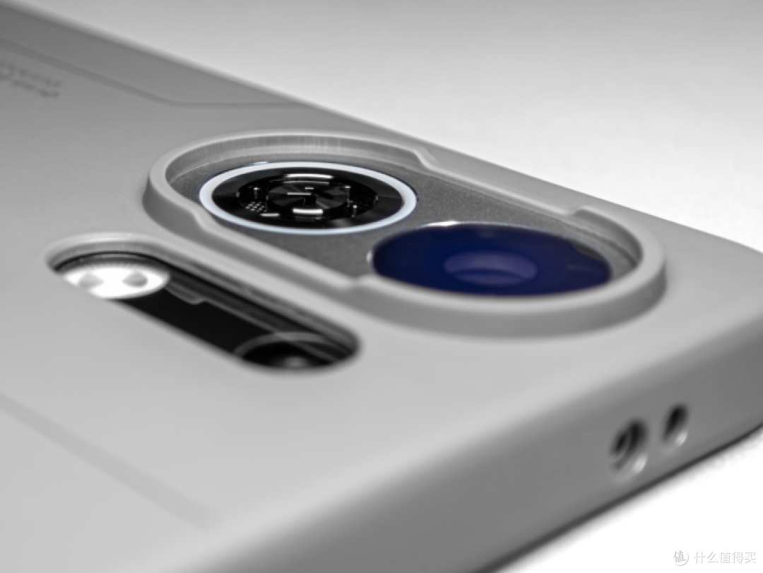 OPPO K13 Turbo Pro:自带风扇吹上天?扛得住40℃火炉城市拷打?