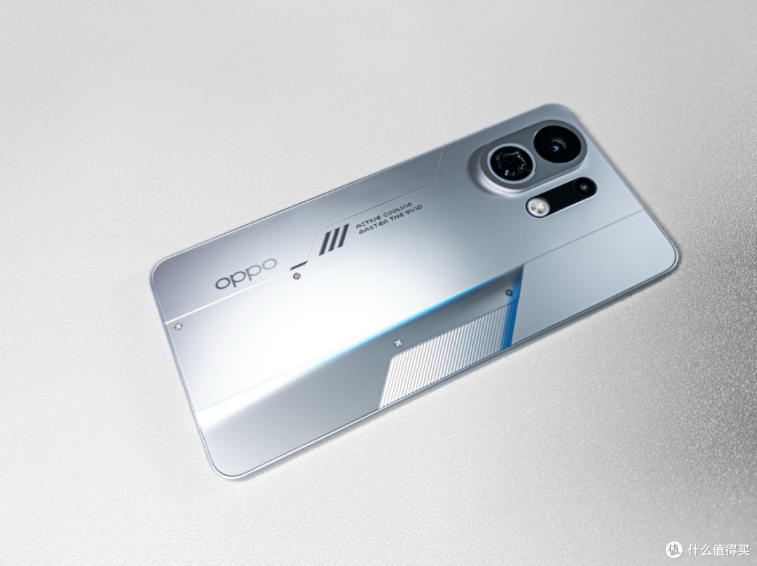 OPPO K13 Turbo Pro:自带风扇吹上天?扛得住40℃火炉城市拷打?