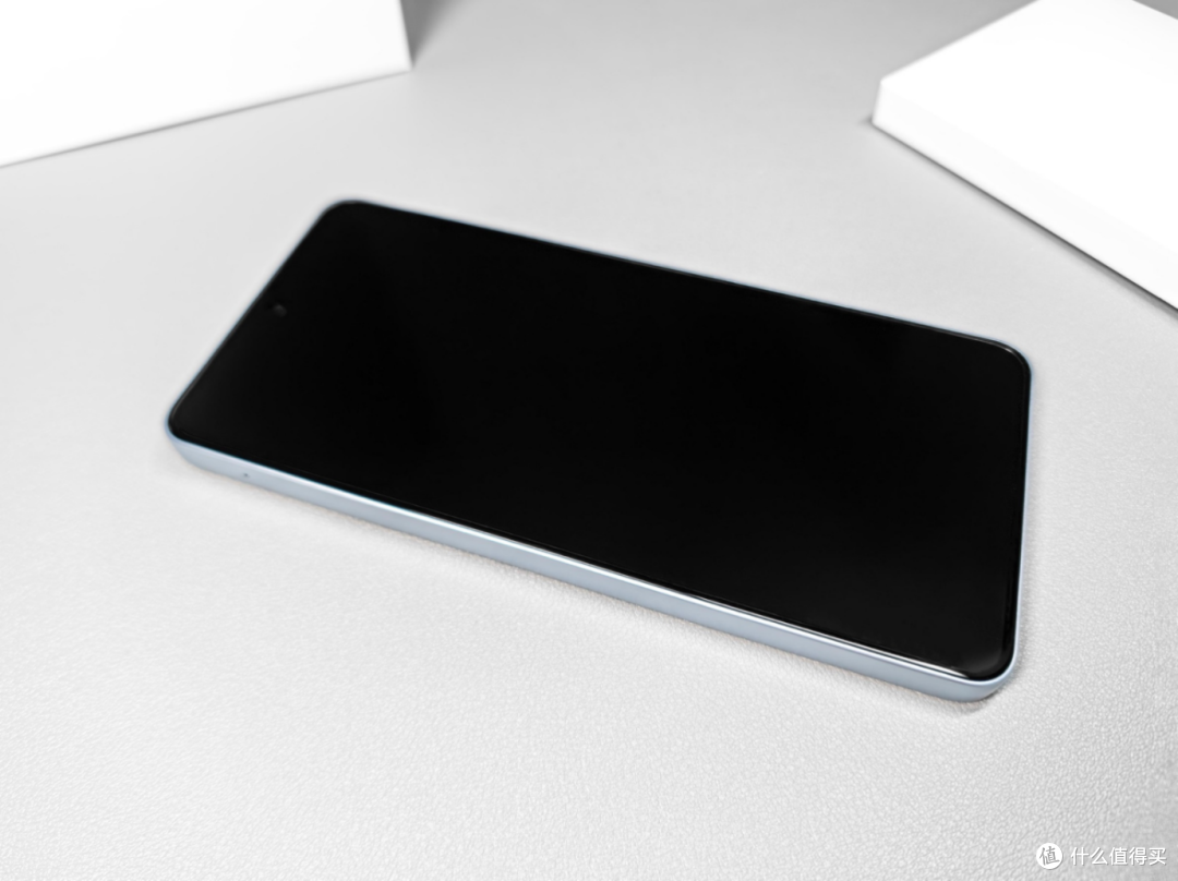 OPPO K13 Turbo Pro:自带风扇吹上天?扛得住40℃火炉城市拷打?