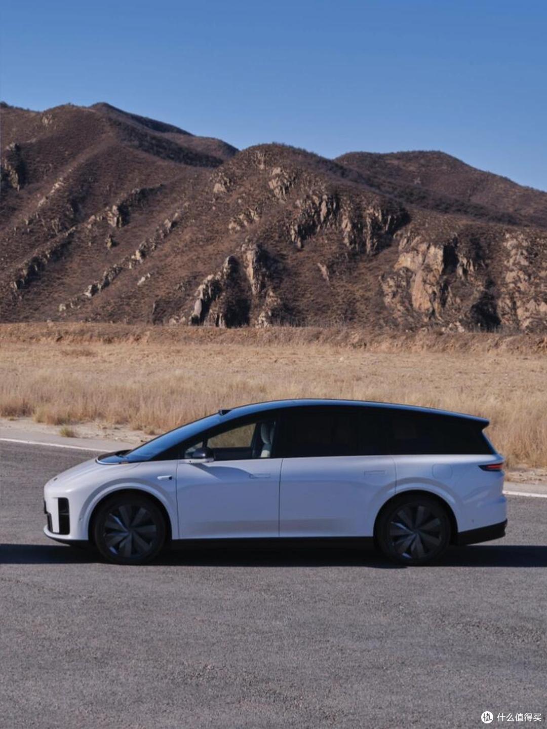 现实版“皇帝的新装”?一台纯电SUV,拼了命证明自己不是MPV?