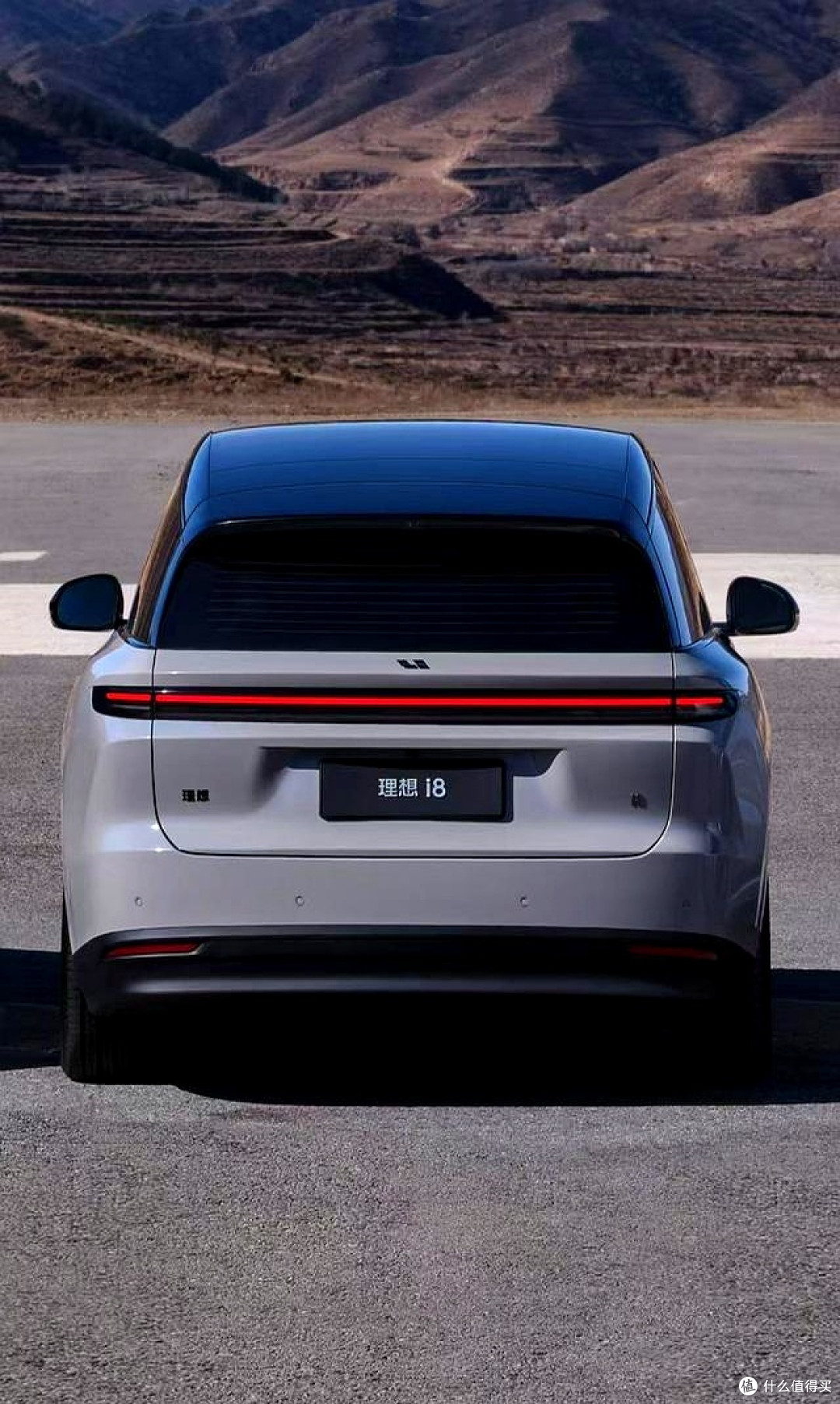现实版“皇帝的新装”?一台纯电SUV,拼了命证明自己不是MPV?