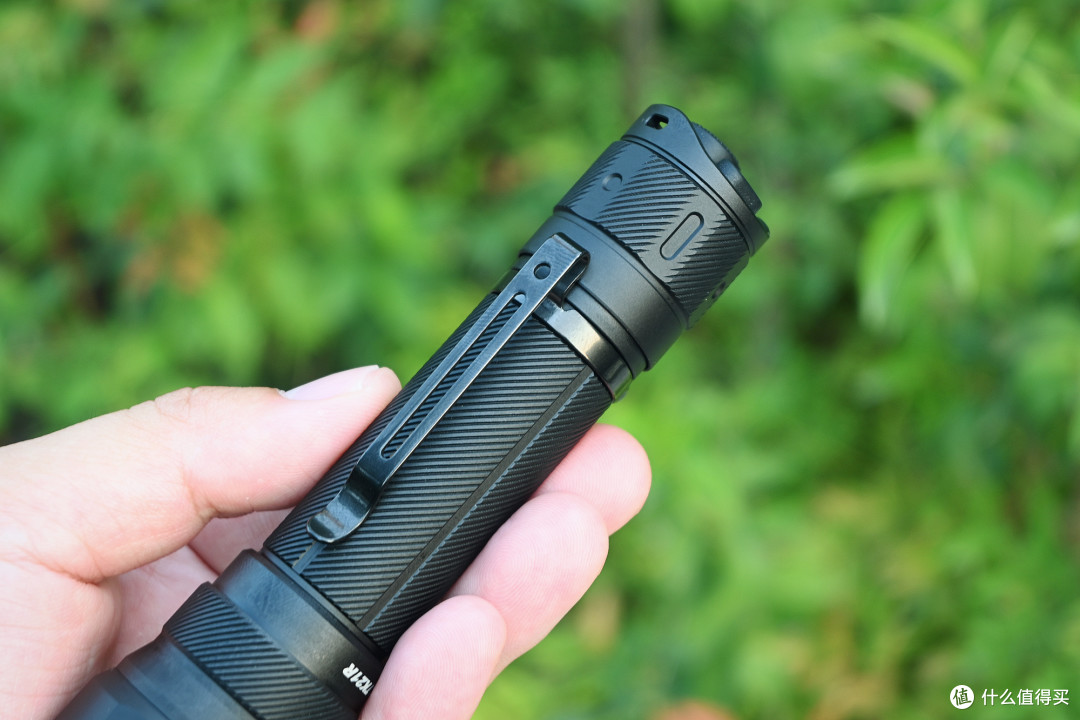 新升级的硬核伙伴!Fenix TK21R战术勤务手电体验
