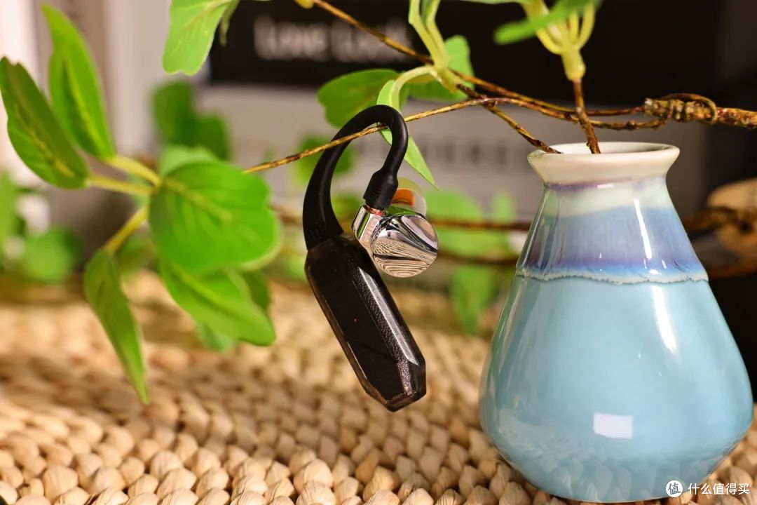 不止便携，更是百搭：iFi悦尔法 GO pod Air 让无线 HiFi 更简单