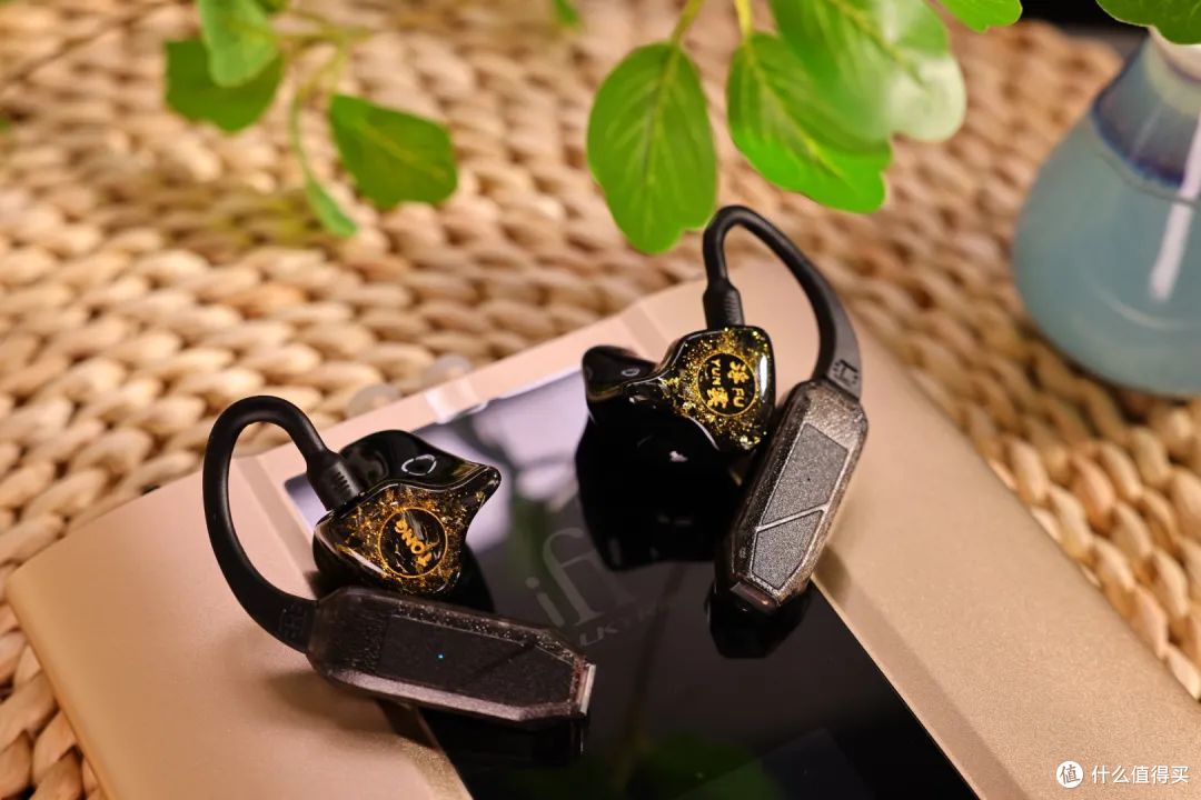 不止便携，更是百搭：iFi悦尔法 GO pod Air 让无线 HiFi 更简单