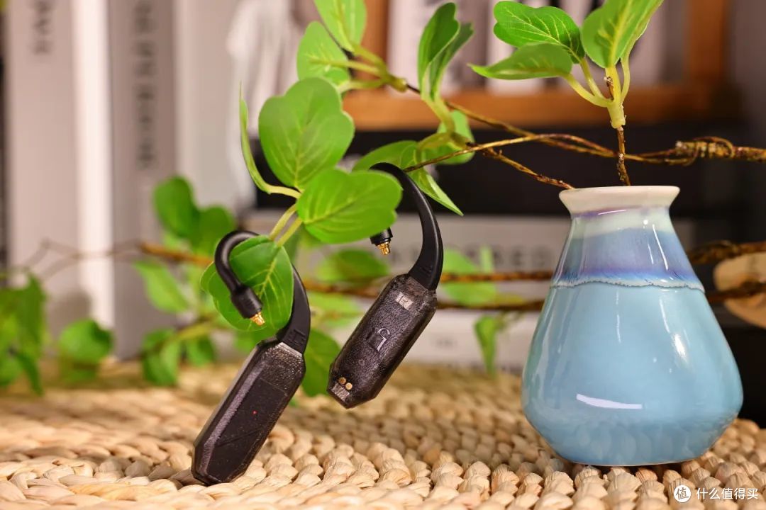 不止便携，更是百搭：iFi悦尔法 GO pod Air 让无线 HiFi 更简单