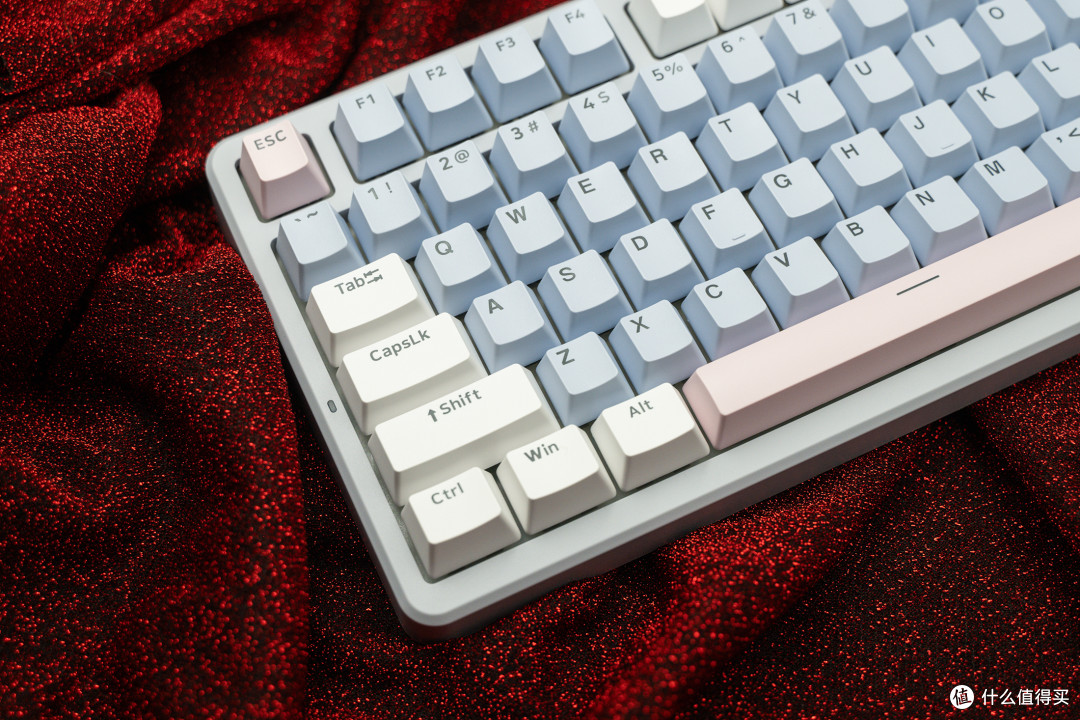 7层填充+RGB98配列性价比新卷王——雷柏V700DIY-98