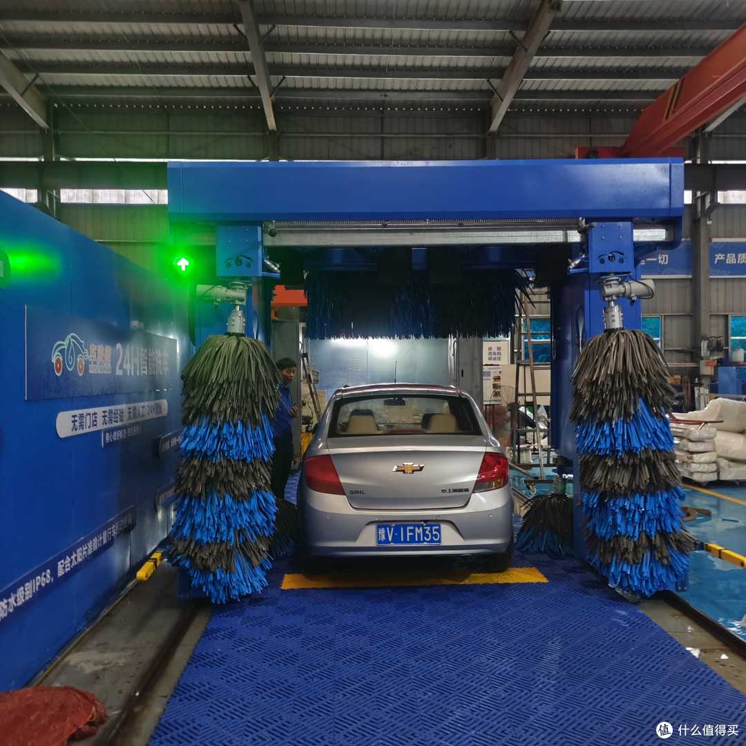 无人值守成洗车店转型关键,全自动洗车设备普及率半年涨 25%