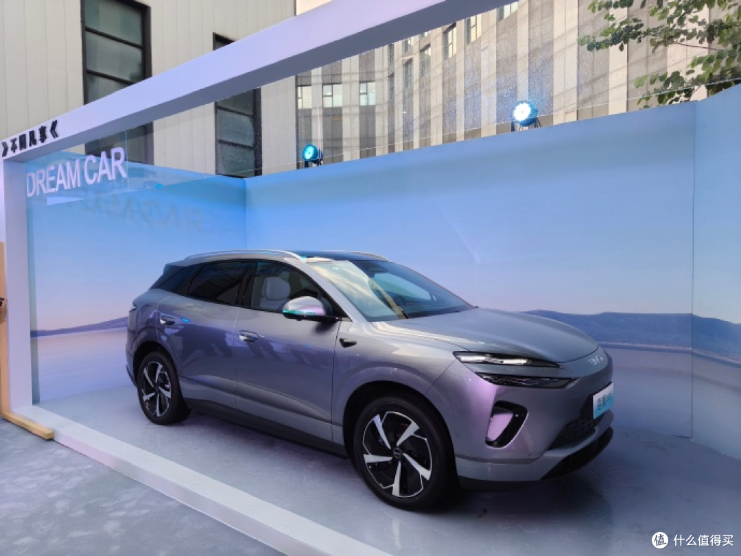 双层眯眯眼能接受吗？13.98万起，比亚迪海狮06纯电/插混SUV 上市