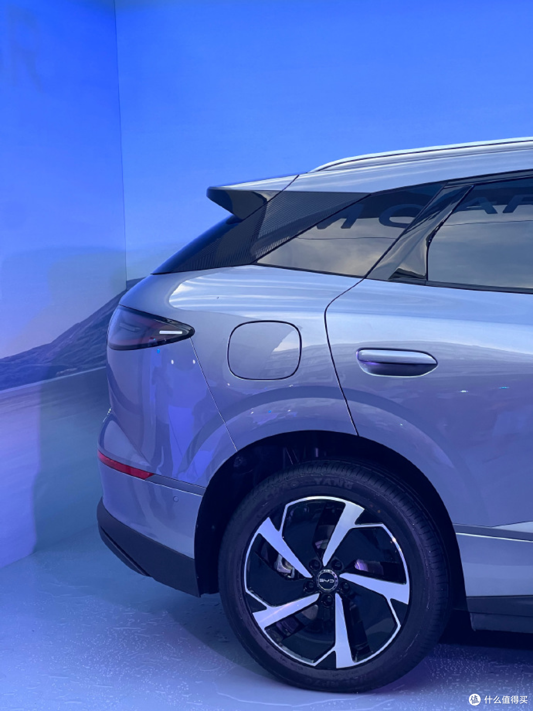 双层眯眯眼能接受吗？13.98万起，比亚迪海狮06纯电/插混SUV 上市