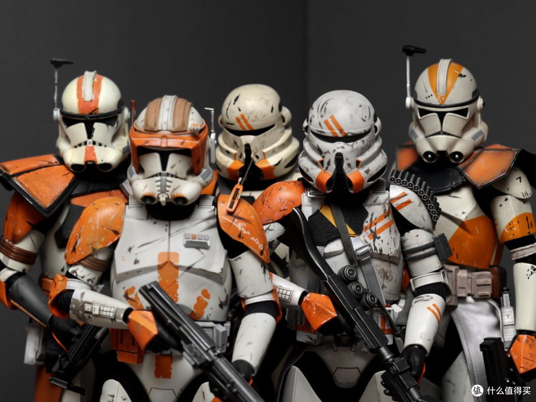 等待许久美梦成真，HotToys星球大战212攻击营克隆人空降兵人偶
