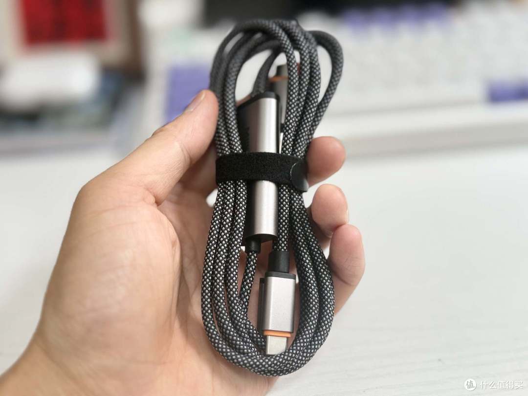 米物一拖二超级充电线:100W“协议全能王”重塑充电体验