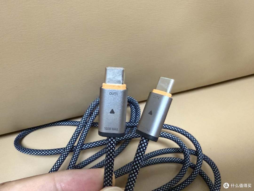 米物一拖二超级充电线:100W“协议全能王”重塑充电体验