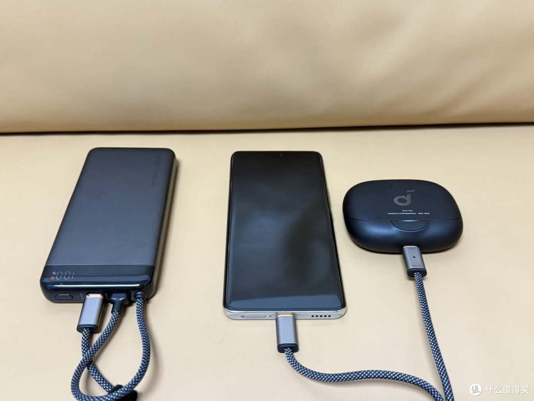 米物一拖二超级充电线:100W“协议全能王”重塑充电体验