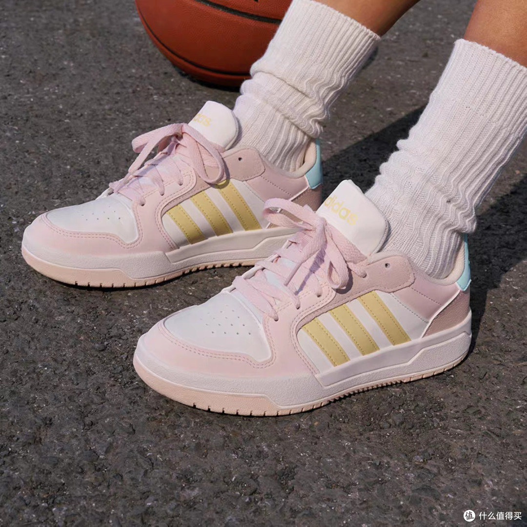 adidas ENTRAP:复古与舒适的结合
