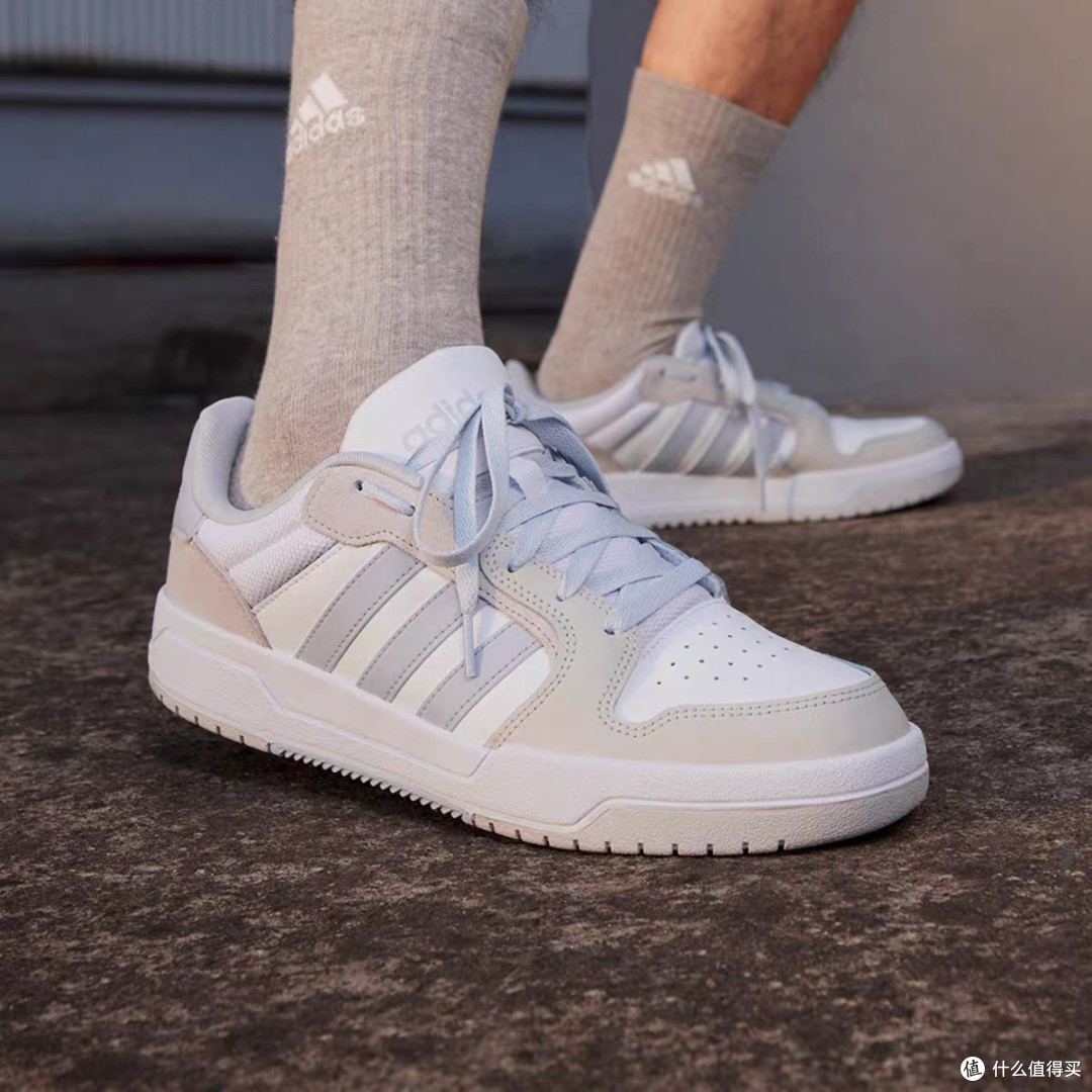 adidas ENTRAP:复古与舒适的结合