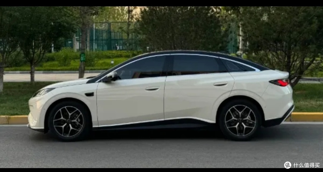 比亚迪海豹06 EV,10.98万起的“价格屠夫”,让合资车慌了?