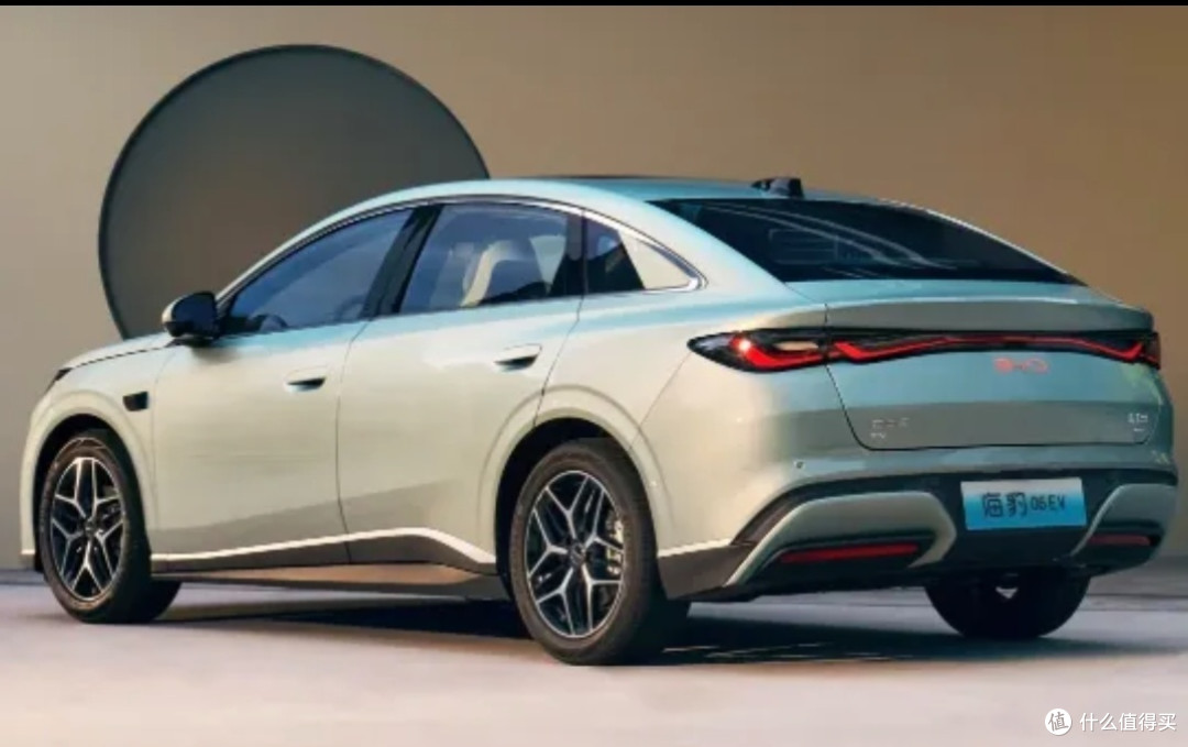 比亚迪海豹06 EV,10.98万起的“价格屠夫”,让合资车慌了?